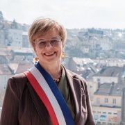 Mme le Maire